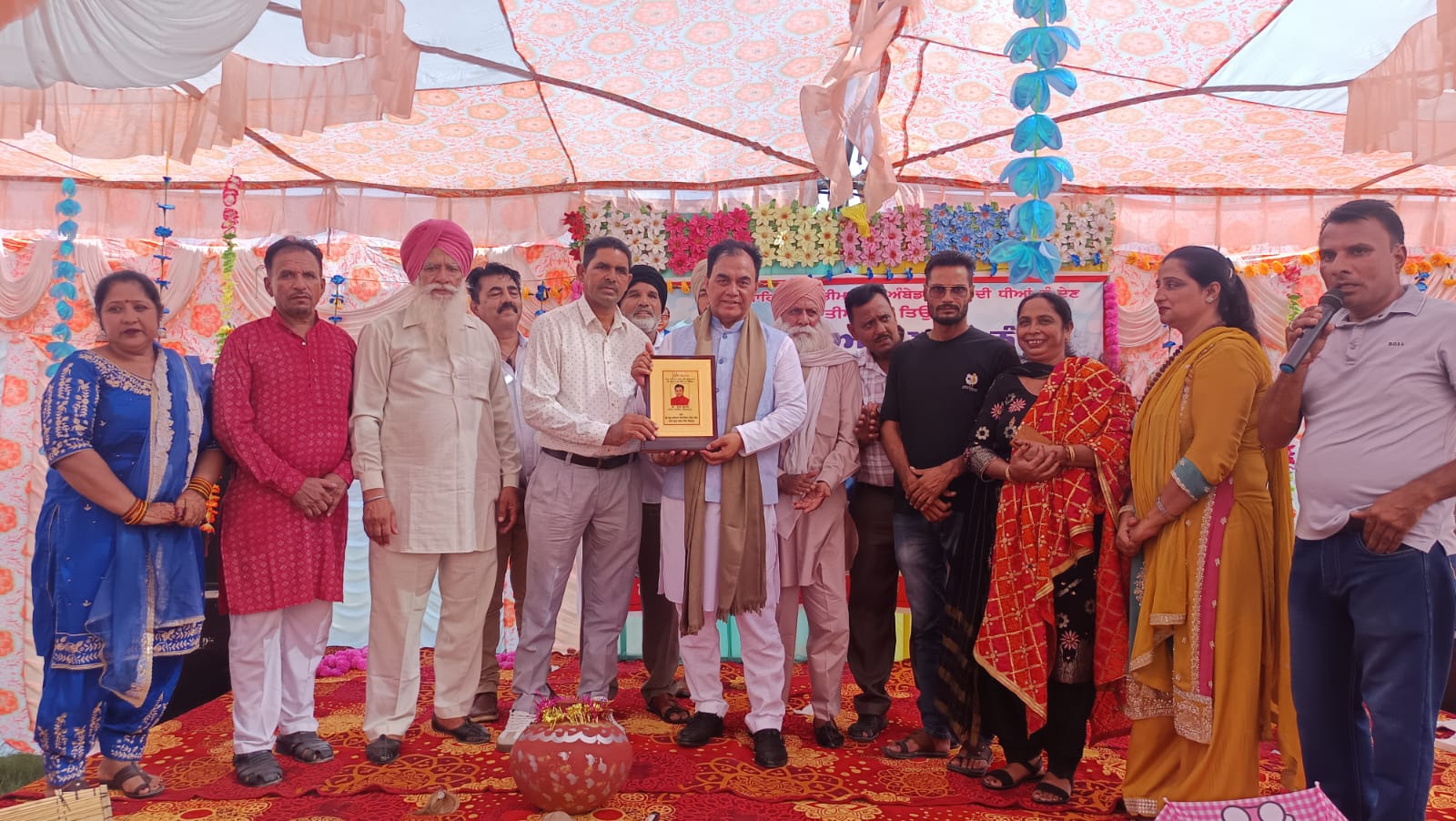 ਤੀਆਂ ਦੇ ਮੇਲੇ ਮਹਿਲਾਵਾਂ ਦੇ ਆਤਮਬਲ ਅਤੇ ਸਭਿਆਚਾਰ ਨੂੰ ਦਰਸਾਉਂਦੇ ਹਨ-ਡਾ. ਰਾਜ ਕੁਮਾਰ